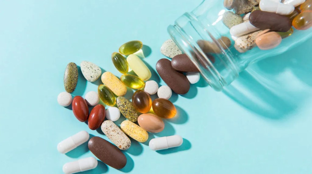 Why you should invest in vitamins for your fat loss&nbsp;journey!